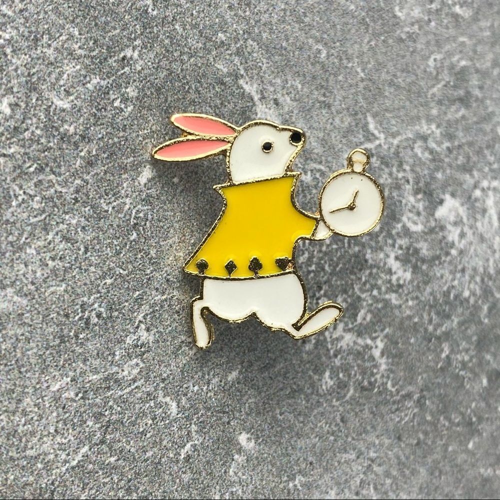White Rabbit Alice Wonderland Enamel Pin - Picture 2 of 6